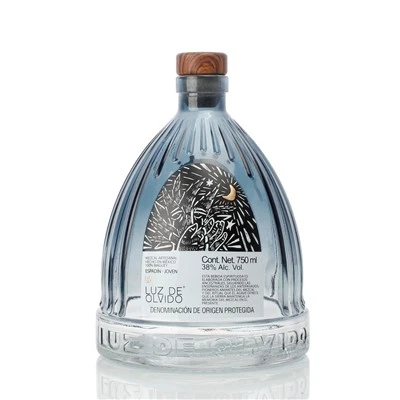 750ml Artisan Textured Curved Spirit Bottle 750ml Artisan Textured Curved Spirit Bottle